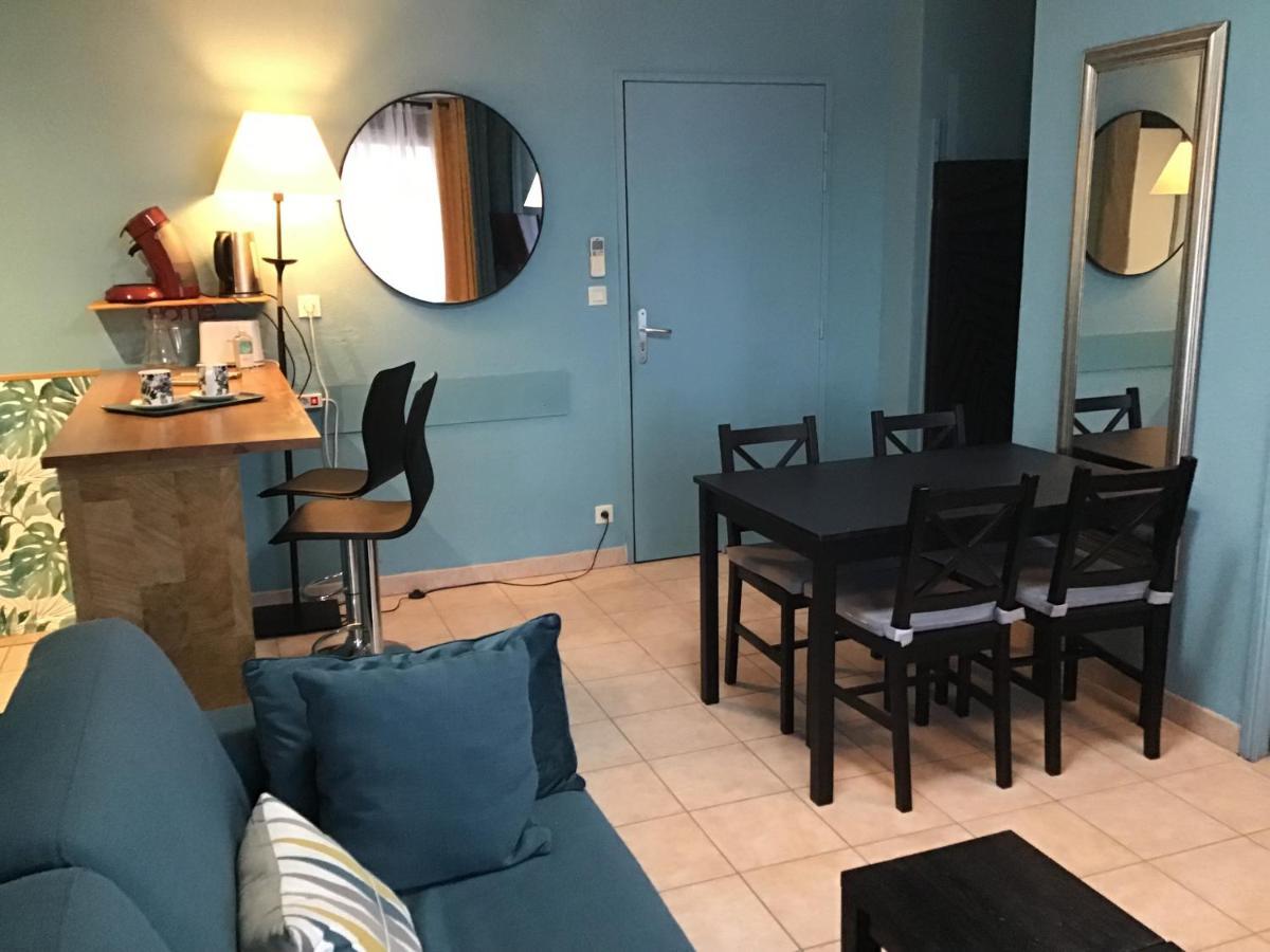 Superbe Appartement A Uzes Avec Place De Parking מראה חיצוני תמונה