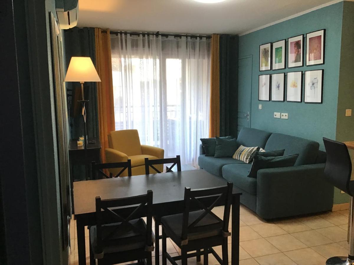 Superbe Appartement A Uzes Avec Place De Parking מראה חיצוני תמונה